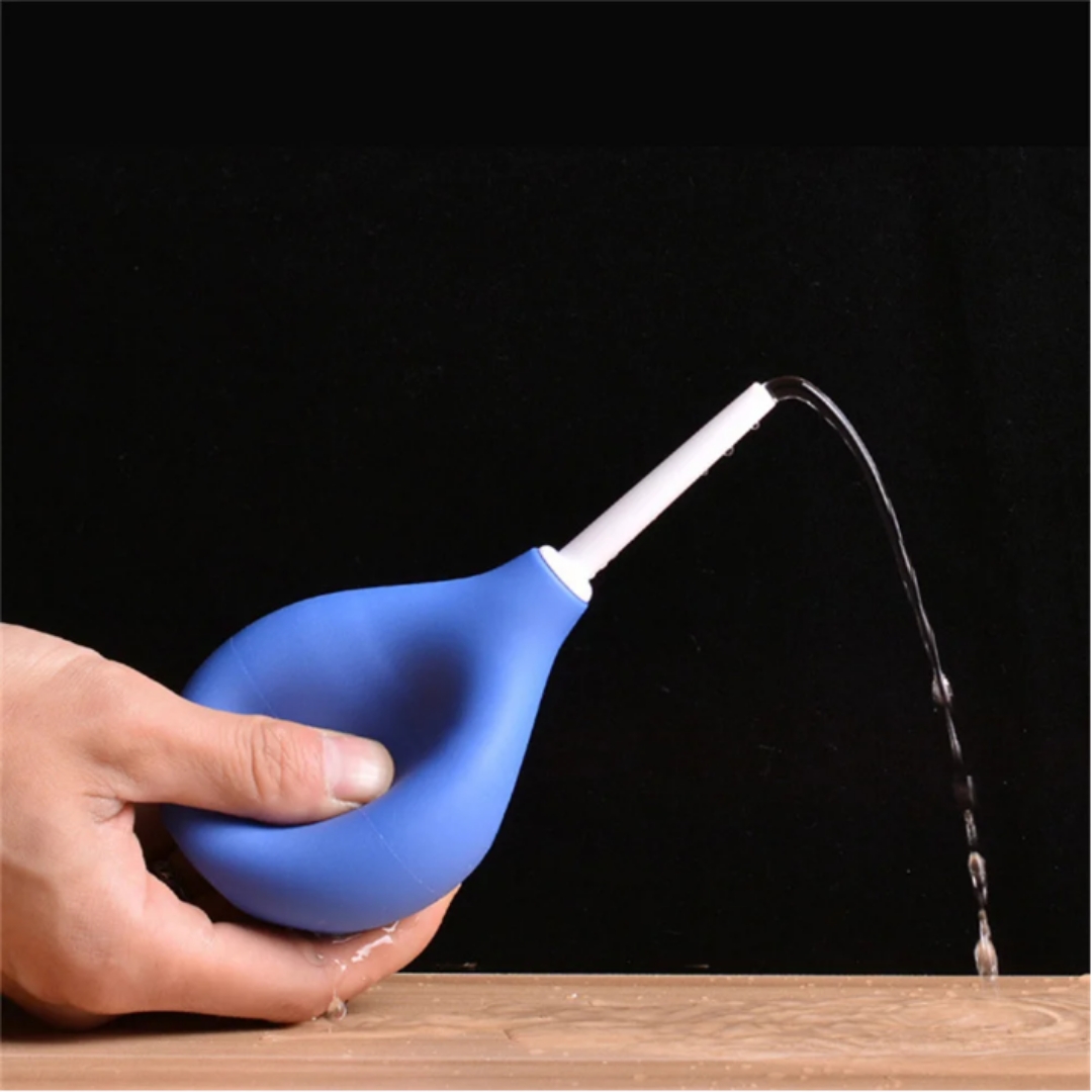 19 Cm Ultra Yumuşak Gerçekçi Dildo ve Lavman Pompası - Anal Deneyim Seti